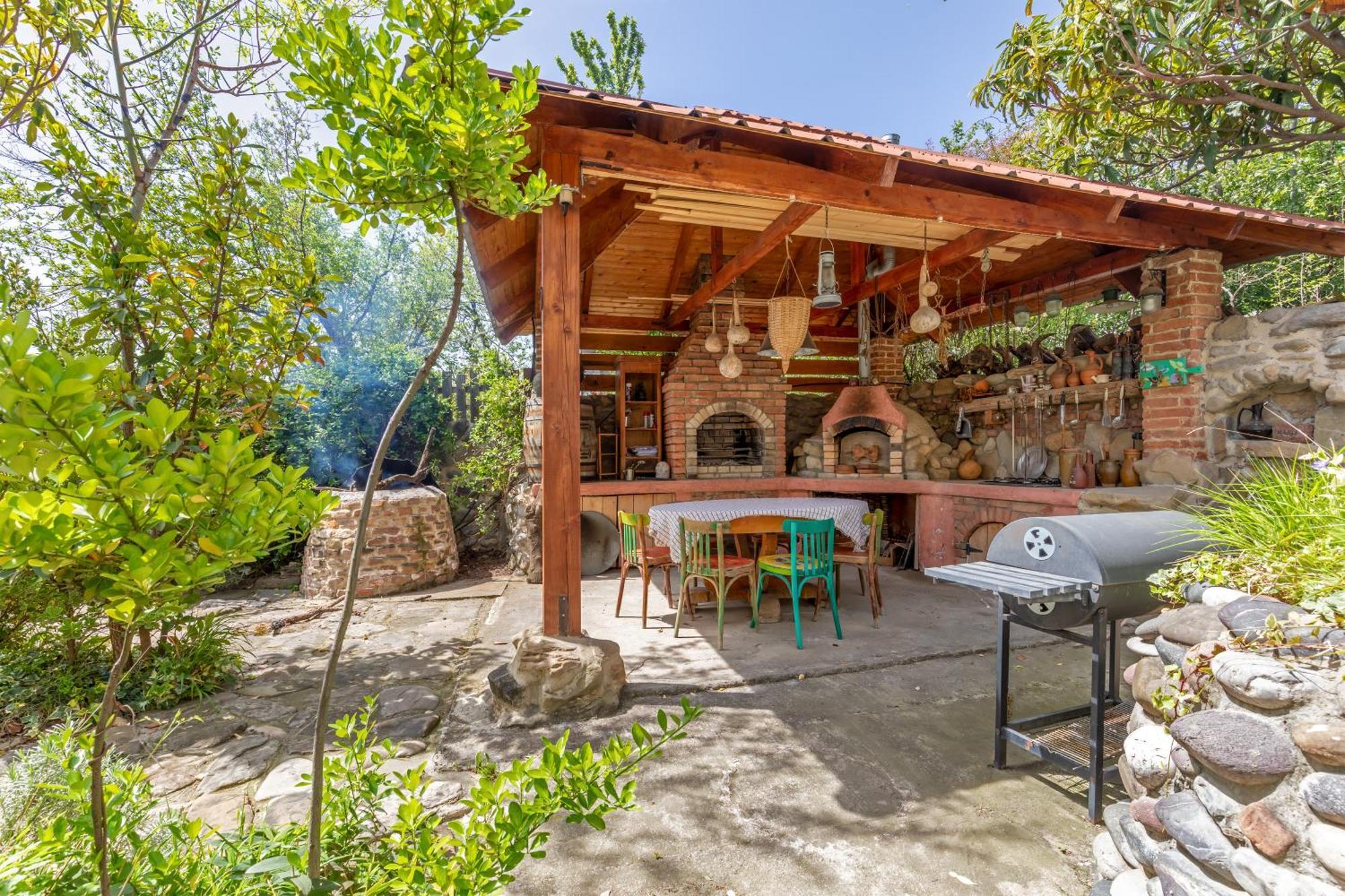 Villa Private Modern With Tennis Court