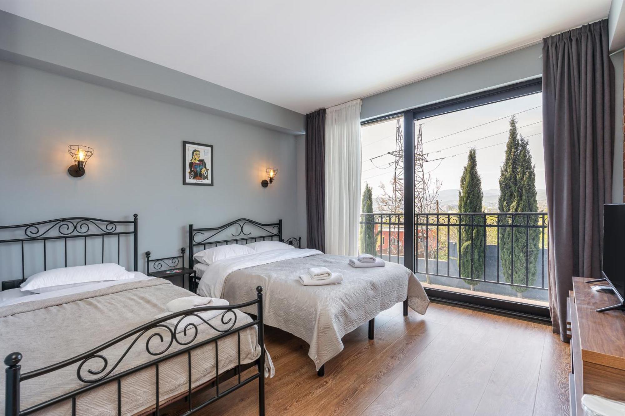 Villa Private Modern With Tennis Court *